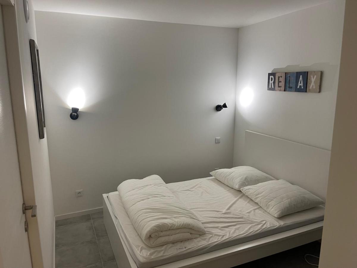 Appartements Modernes Vue Mer A Cap Esterel Saint-Raphaël エクステリア 写真