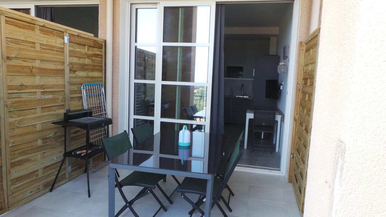 Appartements Modernes Vue Mer A Cap Esterel Saint-Raphaël エクステリア 写真